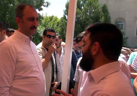A­d­a­l­e­t­ ­B­a­k­a­n­ı­ ­G­ü­l­:­ ­S­u­r­u­ç­­t­a­ ­y­a­p­ı­l­a­n­ ­s­a­l­d­ı­r­ı­y­ı­ ­k­ı­n­ı­y­o­r­u­m­ ­(­2­)­ ­-­ ­H­a­b­e­r­l­e­r­